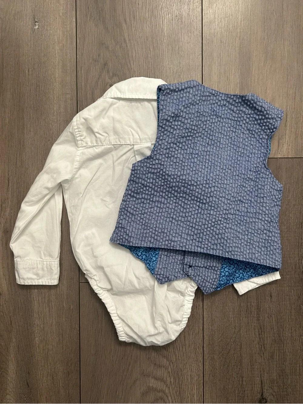 Andy & Evan Infant Four Piece Buttondown and Vest Set - Sz: 9-12 months